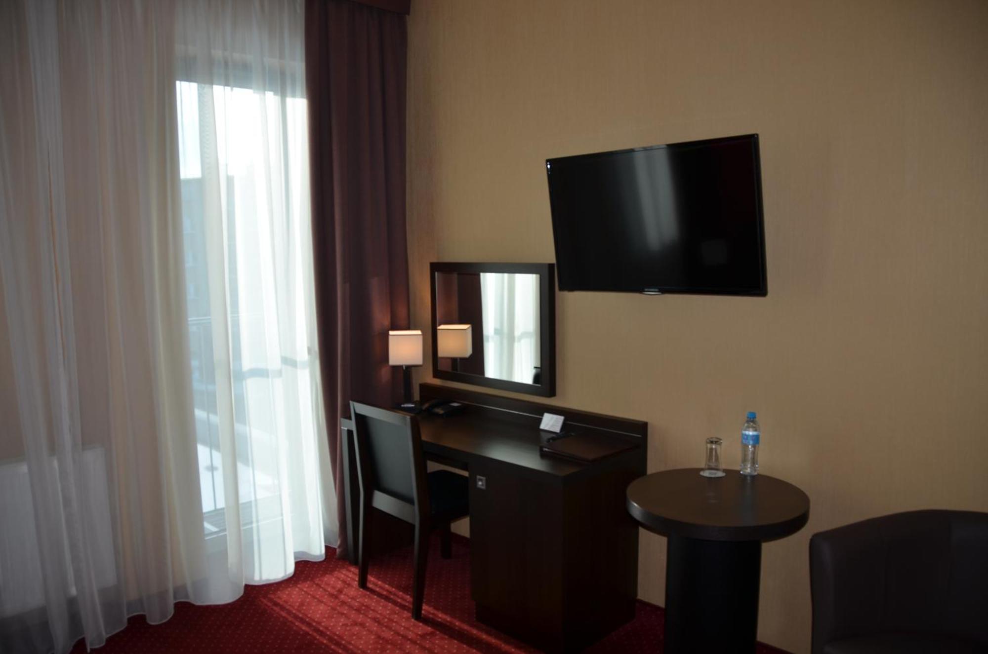 Hotel Pik Mikolow Room photo