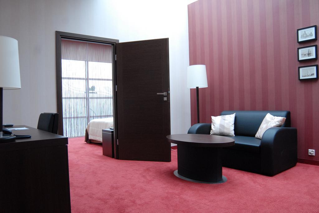 Hotel Pik Mikolow Exterior photo